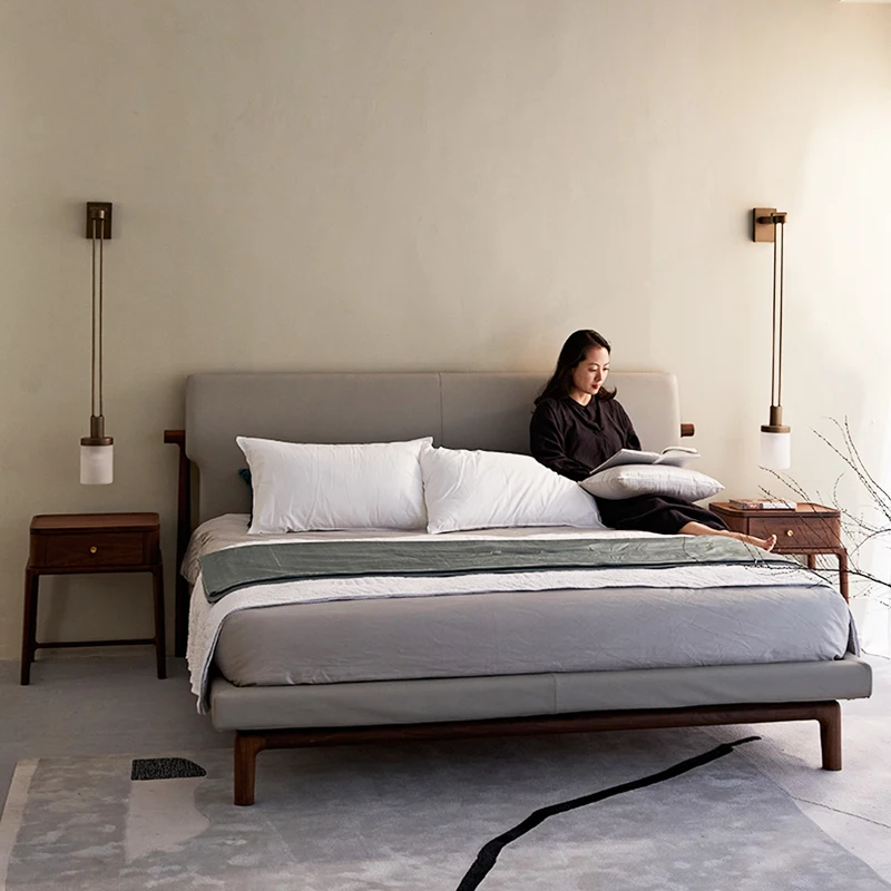 Black walnut solid wood bed first layer cowhide double bed master bedroom modern simple soft bed