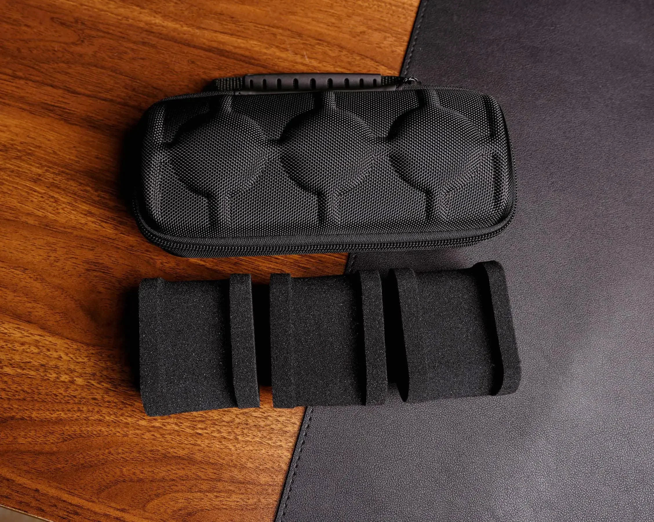 حافظة سفر بفتحة 1/2/3/5/6/10، لفة ساعة صلبة، حقيبة تنظيم ساعة السفر مع وسادة مناسبة للشكل، بطانة من الألياف الدقيقة الحمراء