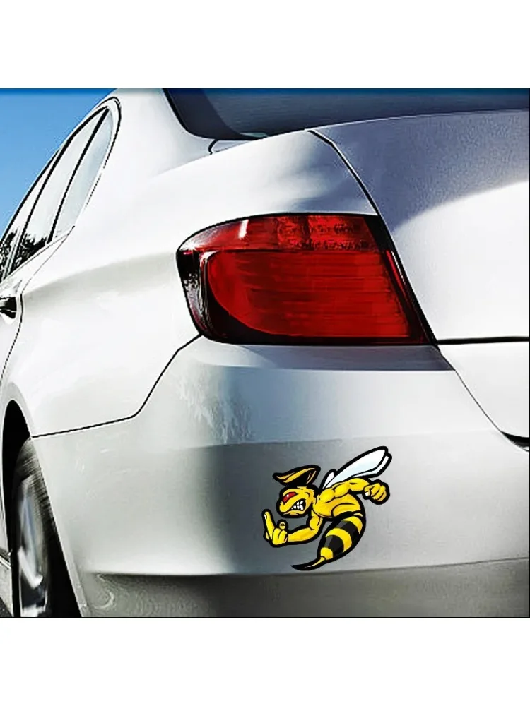 LYKX drôle auto-colmatage fleur en colère guêpe bourdon autocollant de voiture décoration étanche sur la fenêtre arrière du pare-chocs PVC décalcomanie