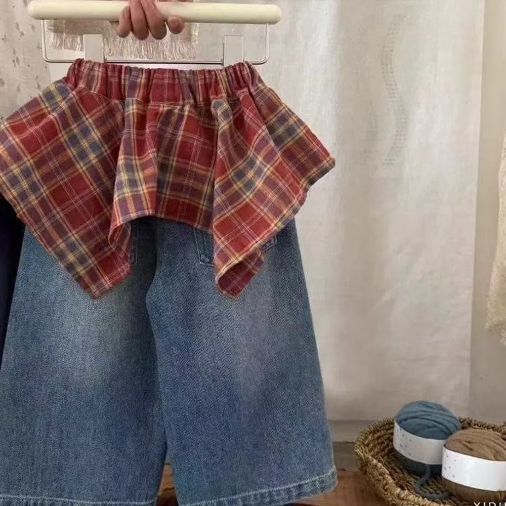 

Kids Girls Jeans Pants 2026 New Little Girl Super Good-looking Retro Red Plaid Lace Up Fart Curtain Denim Skirt Pants 90-150cm