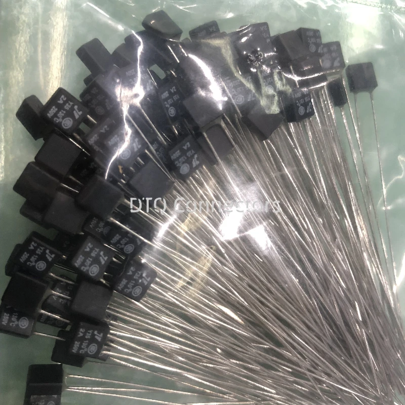 100pcs RH 92 95 105 110 115 120 125 130 135 140 145 150degree Thermal Fuse 2A 250V Black Square Temperature Fuse