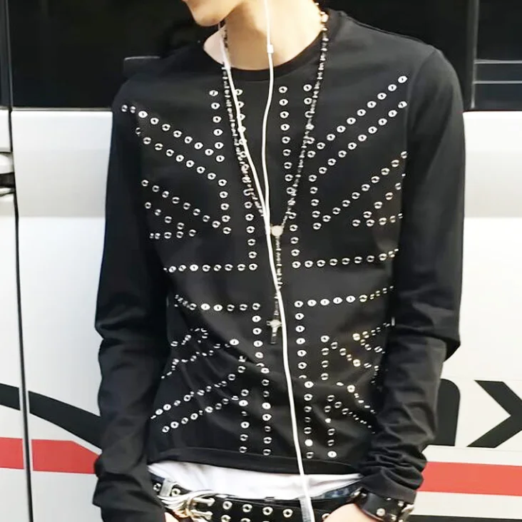 2026 Street y2k Subculture long sleeved t-shirt men's spring rivet slim fit  design sense visual top Autumn men's base coat