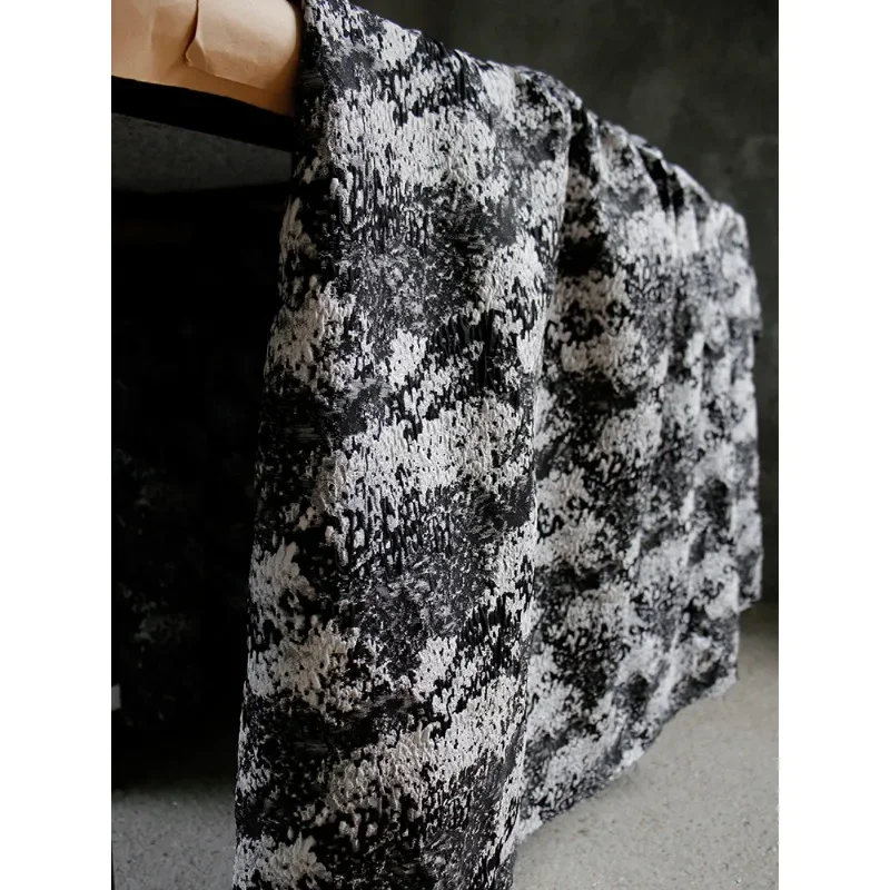 Grottoes celana jins asli, celana mantel bahan jacquard dua sisi stereo hitam putih, kain desainer mode