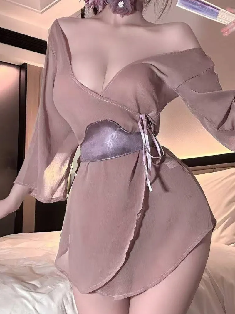 Breloque violette Sexy pour femmes, Kimono Hanfu, manches larges, épaules dénudées, dos nu, Robe de boîte de nuit, Robe de combat, 2GFZ