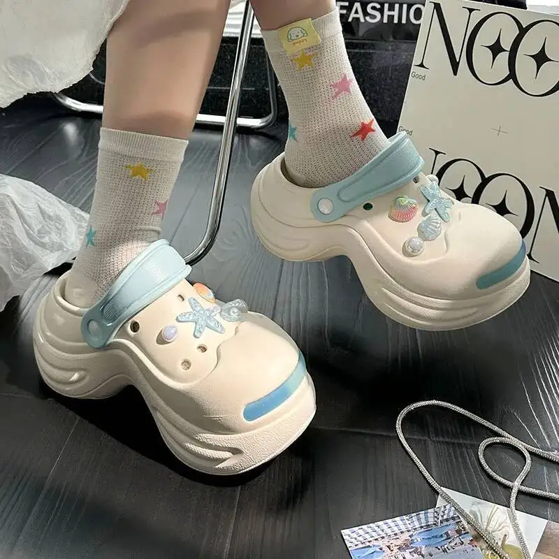 

Garden Shoes Women Sandals 2025 New Summer Women's Thick Soled Slippers Clogs Pearl Soft Soled Height Increasing Beach Sandals