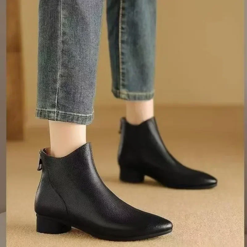 New autumn and winter soft leather bare boots with pointed and thick matching boots French retro short boots for women