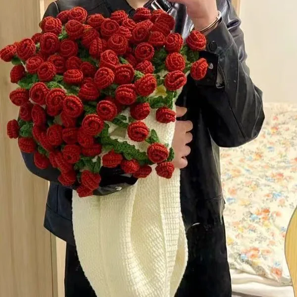 bouquet-de-roses-au-crochet-fait-main-bouquet-de-muguet-couverture-en-laine-tricotee-rose-pour-petite-amie-et-petite-amie