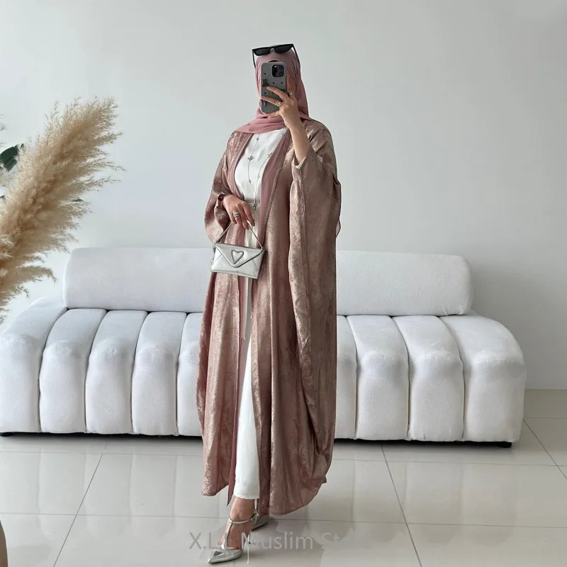 Opened Abaya Muslim Dress Shiny Batwing Satin Kimono Kebaya Kaftan Dubai 2024 Luxury Women's Prayer Garment Clothing Femme