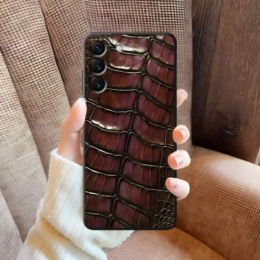 Crocodile Skin Texture Black Soft Phone Cover Case for Samsung Galaxy A26 A72 A24 A55 A22 A52 A25 A71 A36 A41 A35 A32 A23 A53