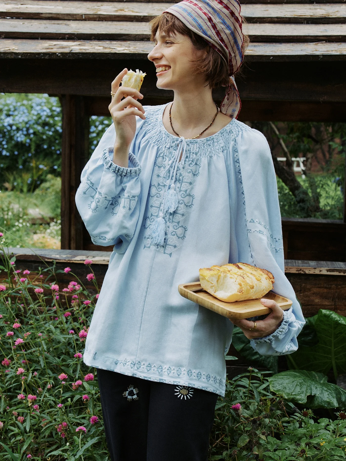 

Retro Style Loose Fit Linen Shirt Elastic Cuffs Airy Feel Cross Stitch Heavy Work Women's Long Sleeve round Neck Top