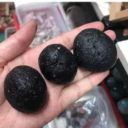 1Pc Natural Meteorite Black Tektite Specimen Cosmic Power Energy Mineral Rock Crystal Lucky Health Collect Souvenir Gift