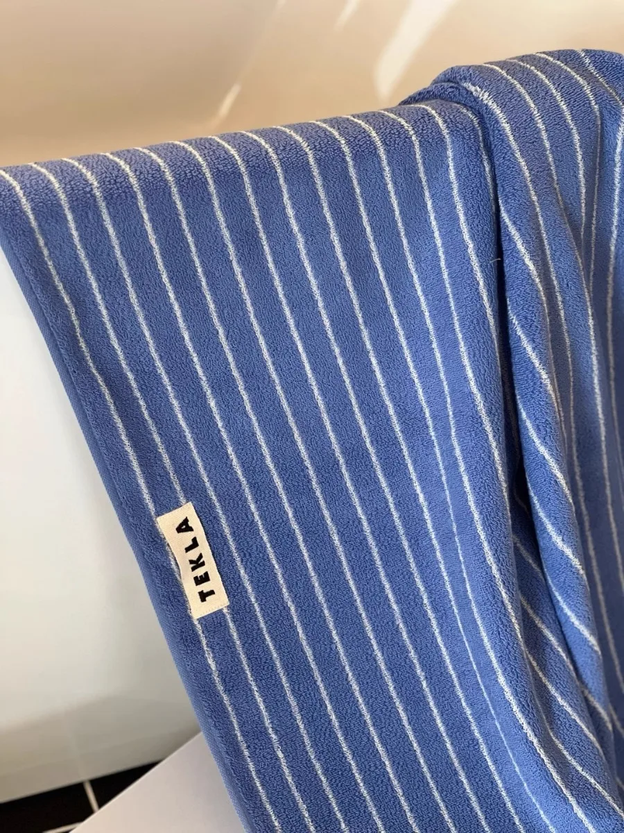 

Simple Atmosphere Lazy Wind Organic Cotton Striped Bath Towel Soft and Delicate