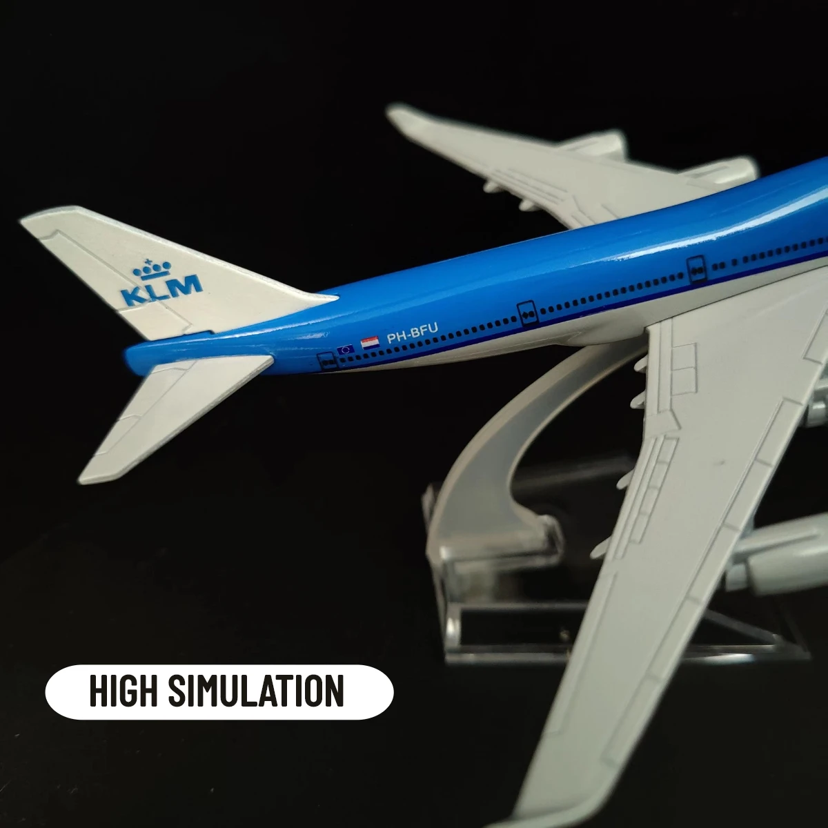 1:400 Metal Aircraft Model Replica, Dutch KLM B747 Airplane Scale Aviation Diecast Miniature Art Home Office Decor Toy Gift