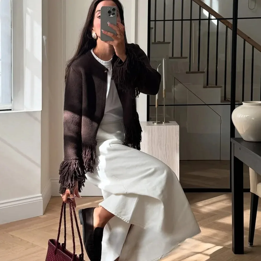 

KONDALA Casual Chic Brown Knit Women Sweaters O Neck Long Sleeve Tassel Button Cardigans Fashion 2025 Fall Winter Thick Warm Top