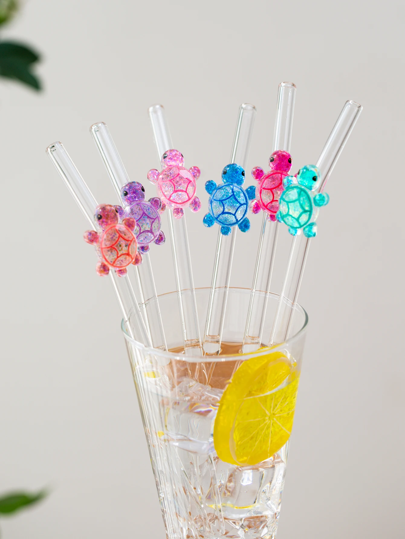 1/3/6PCS Turtle Design Glass Straws Colorful curved reusable straws with turtle decoration. Perfect for smoothies, milk tea