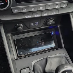 15W Car wireless charger for Hyundai Tucson 2015 2016 2017 2018 2019 fast phone charger charging pad panel phone holder