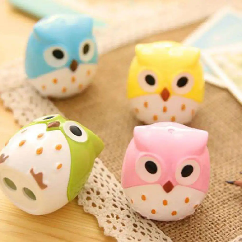 Adorable Cartoon Owl Shaped Two Holes Plastic Portable Lightweight Pencil Sharpener Color Random
