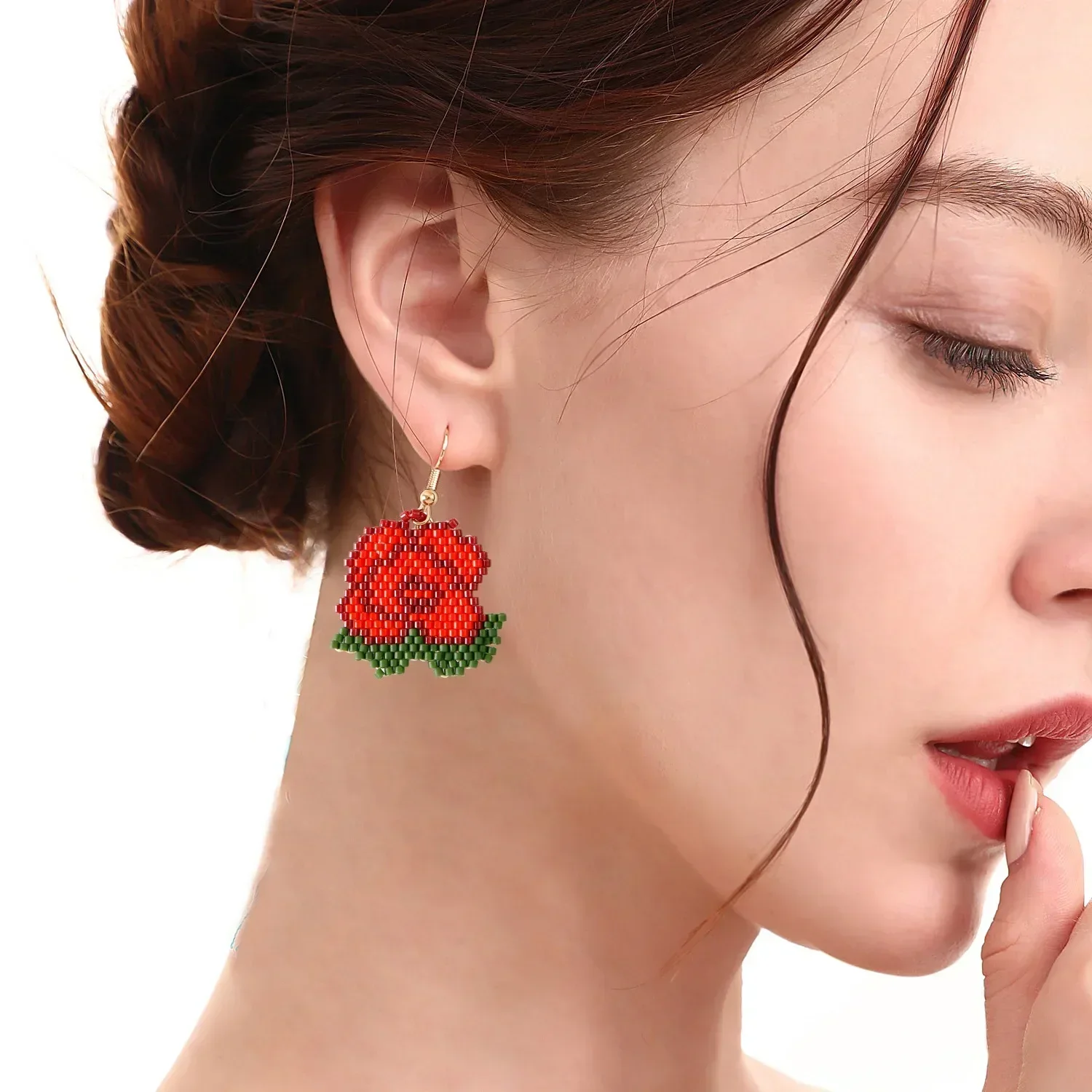 Beaded earrings Rose Design Originality Female Fashion Simple Hand knitting Bohemia Alloy Tide Versatile Rice bead earrings