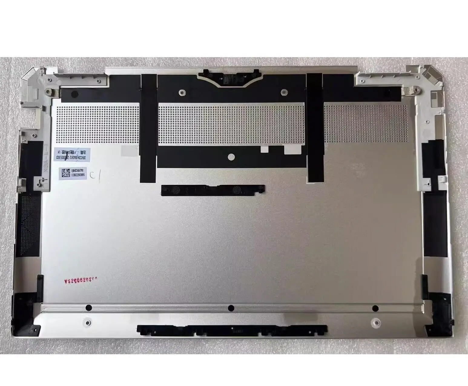 New Bottom D Cover Lower Case For HP Spectre X360 13-AW TPN-Q225 L71954-001
