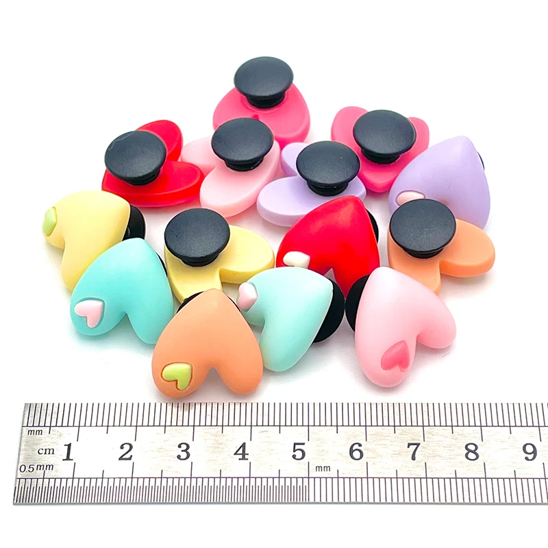 7Pcs New Design Colorful Shoe Charm Decorations For Women\'s Clogs DIY Parts Cute Heart Shoe Pins Fit Slippers Accessories Button