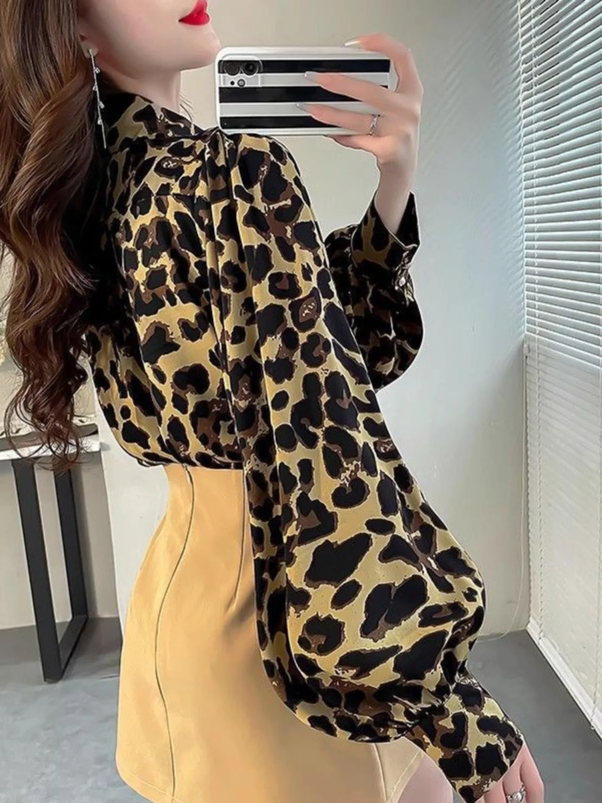 Wyszczuplający Top z Nadrukiem w Leoparda, Modny, Damski, Jesienny, z Szyfonu, Elegancki, Luźny, Długi...