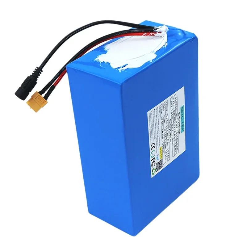 21700 New 36V 10Ah 15Ah 20Ah 25Ah 30Ah 35Ah 40Ah 45Ah 50Ah Lithium battery With BMS 1500W For 42V E-Scooter Li-ion Battery Pack