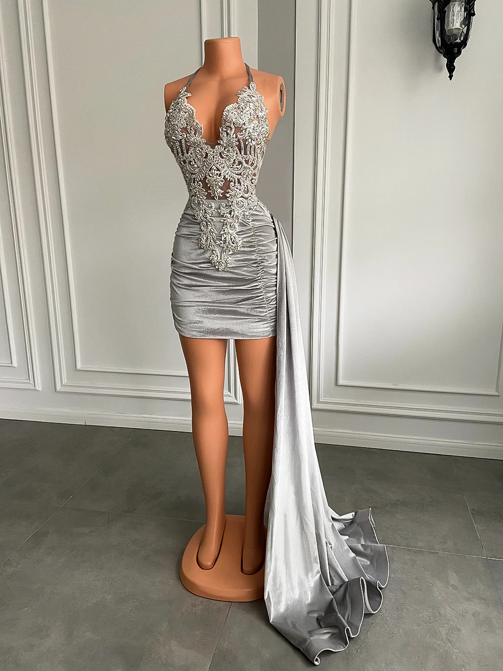 New Arrival V-neck Sheer Beaded Embroidery Women Birthday Party Gowns Silver Velvet Sequined Black Girls Short Prom Dresses 2025 image 5