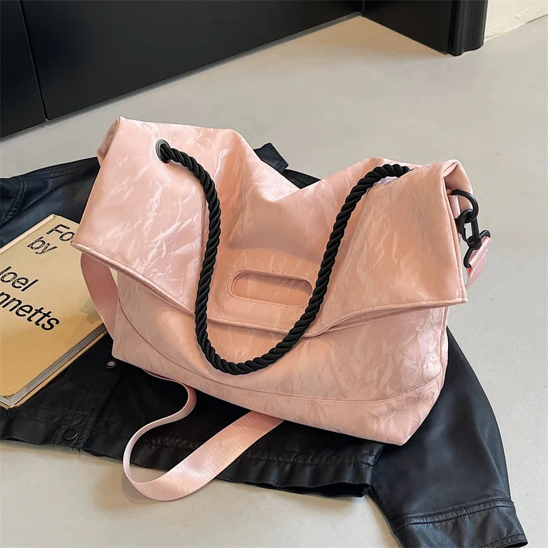 

Pink Large Capacity PU Crossbody Bag 2024 New Women's Classic Magnetic Buckle Closed Shoulder Bags Commuting Classroom Handbag