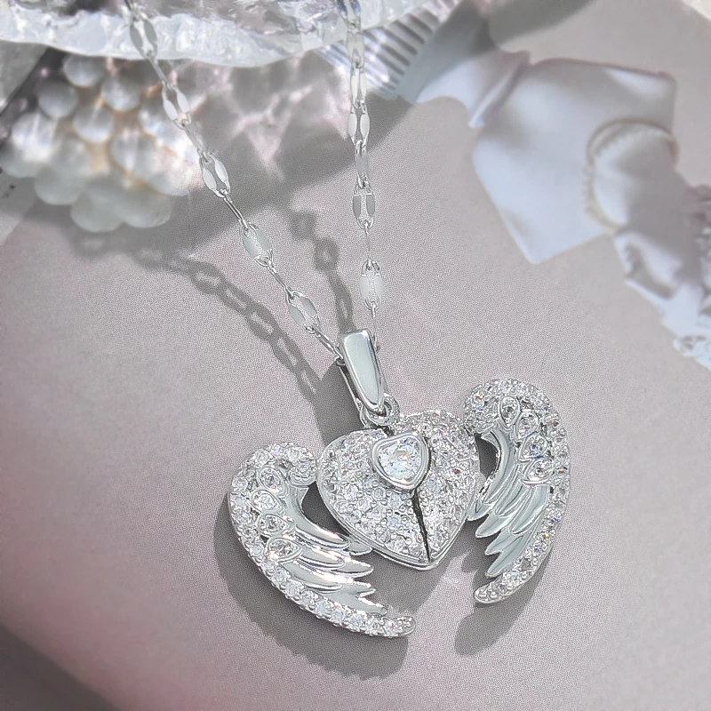 Titanium Steel Love Necklace for Women\'s Advanced Creative Versatile Opening and Closing Angel Wings Pendant Jewelry