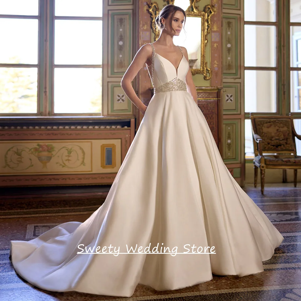 

Wedding Dress Customized V Neck Sleeveless Beading Court Train Back Zipper Buttons Satin Bridal Gown Robe De Mariee