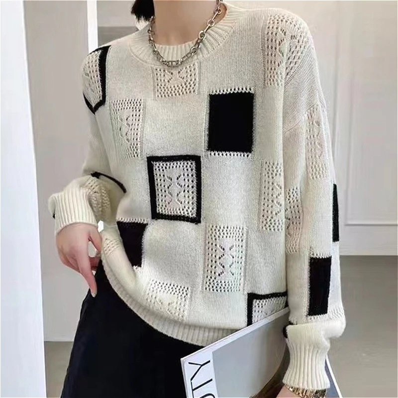 

Women Plaid Knitted Pullovers Jumpers Spliced Sweaters O Neck Long Sleeves Slight Strech Loose Office Lady Casual 2026 Spring