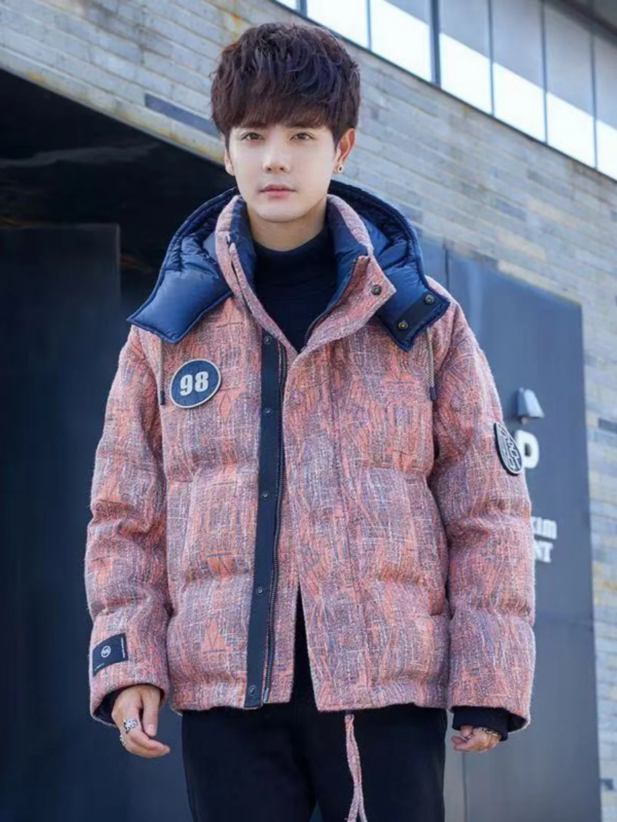 

Trendy 2024 Winter Men's Hooded Warm Cotton Jaet Color Blo Sle Comfortable Simple Versatile Faionable Stand Fit Yo...