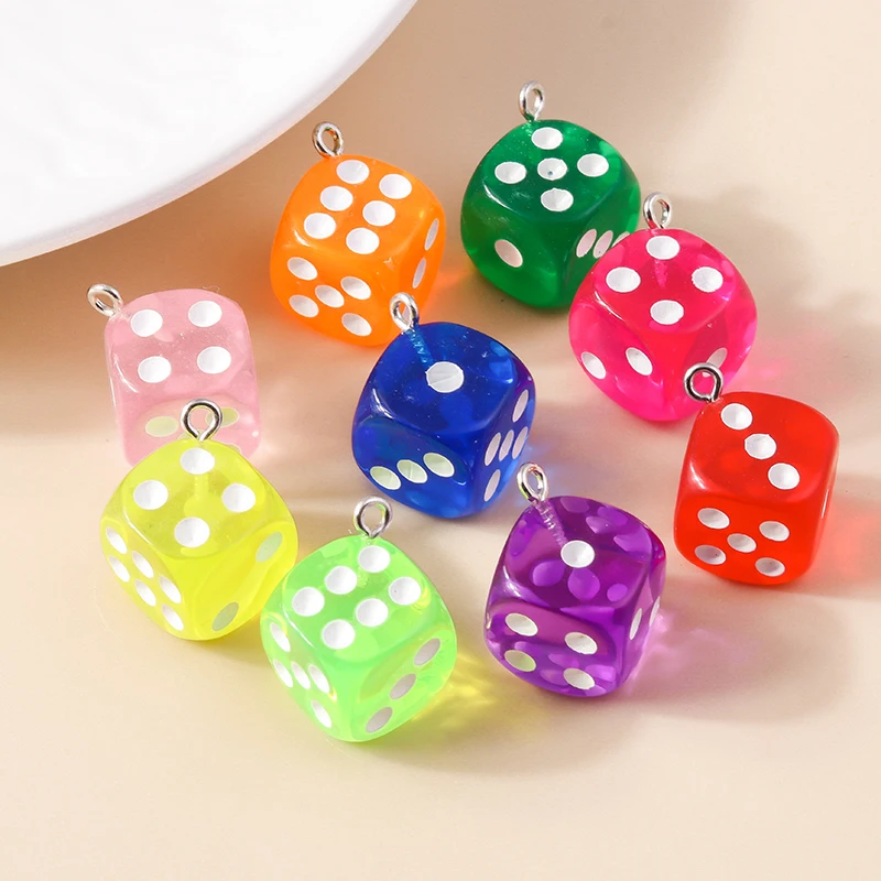 Leslie 10 adet 9 renkler karikatür reçine 3D zar Charms kolye için sevimli küpe kolye el yapımı takı yapma aksesuarları