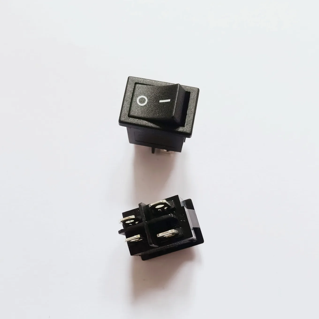 Original New 100% RL3-421-G-2-BK/BK-P8 Rocker switch RL3-4 4pin 2gear