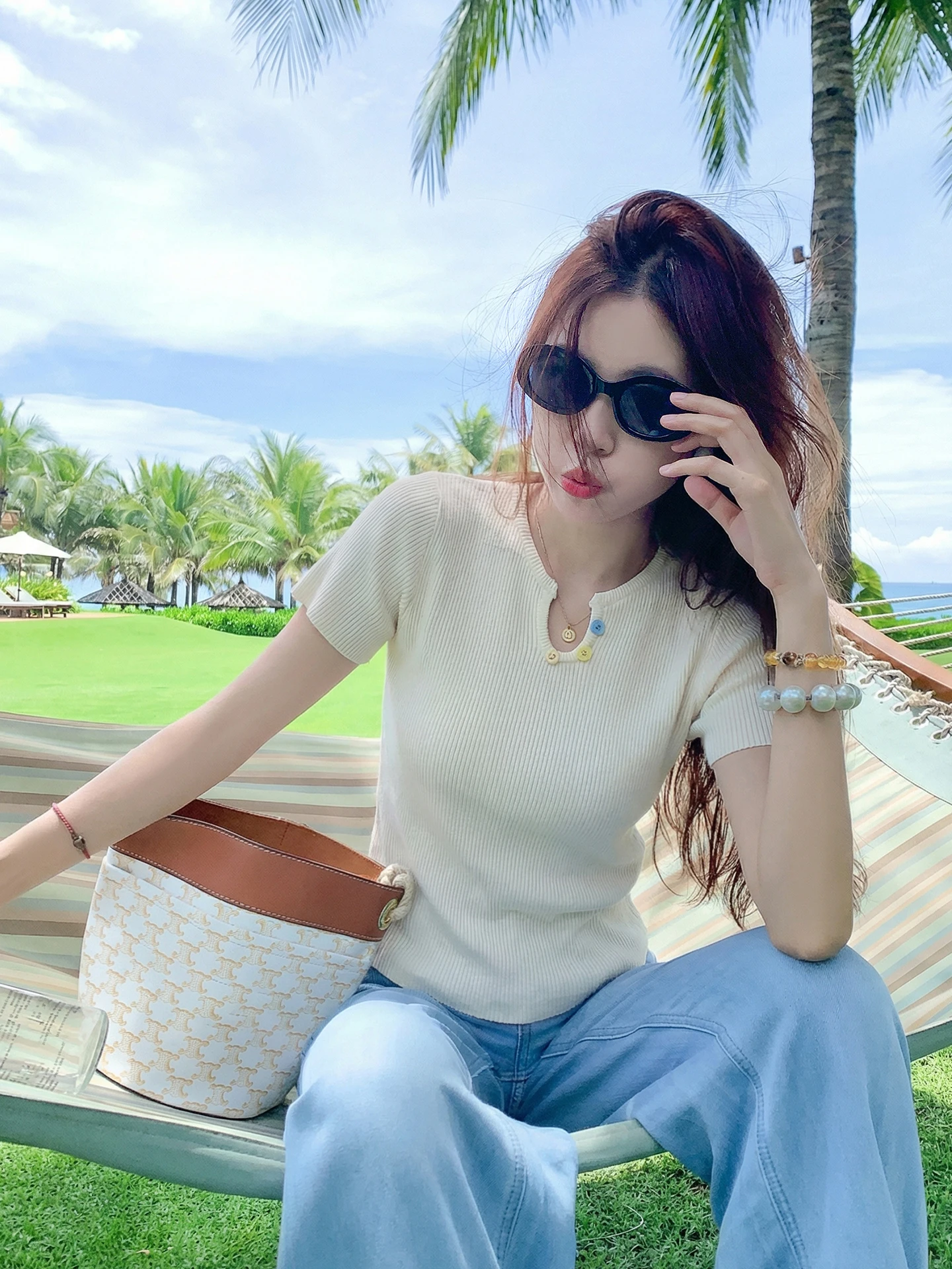 

Zeng Xiao Salt Korean Style Color Knitted Short Sleeve T-Shirt Women's Summer V-Neck Design Slim Fit Short Length Top