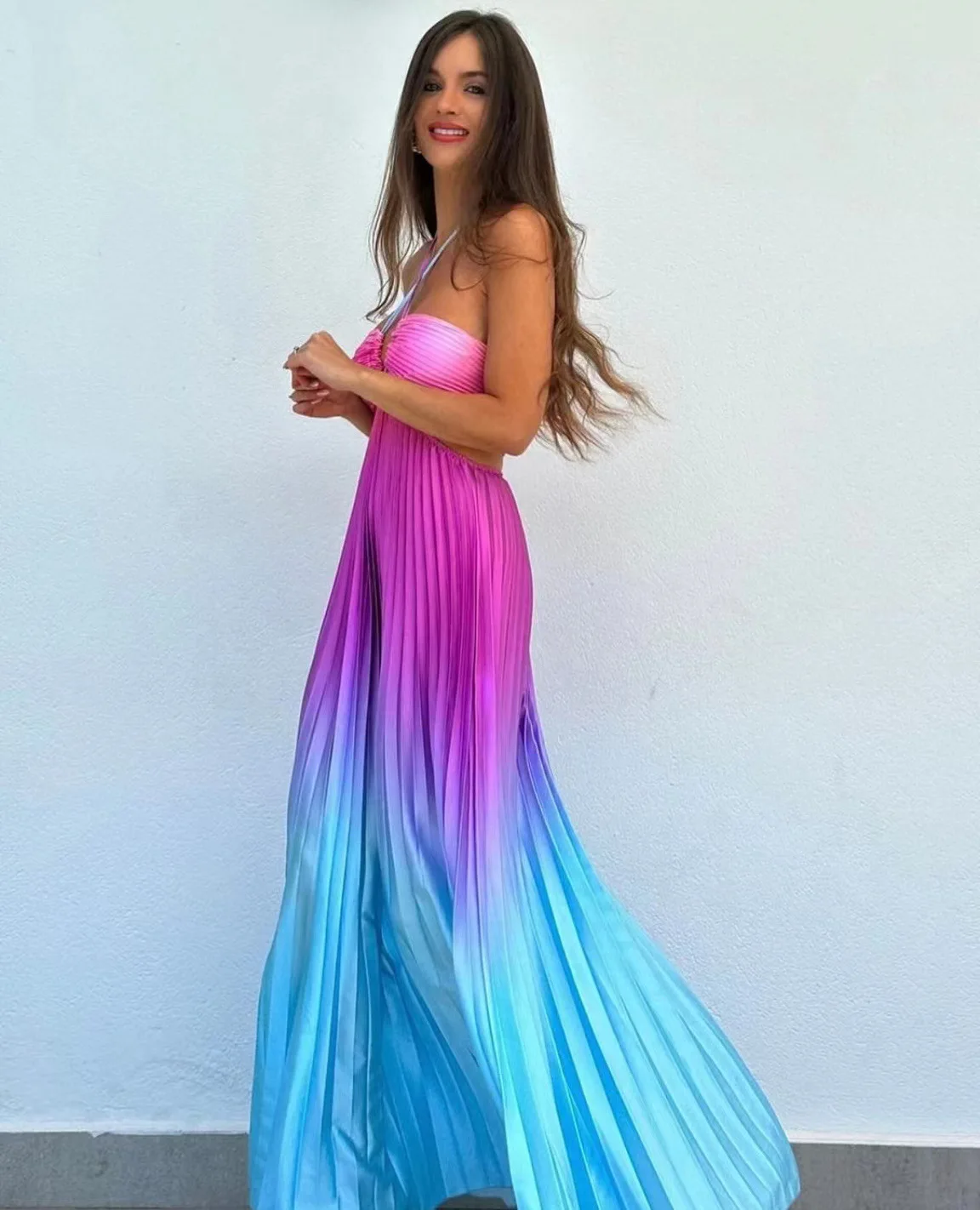 Sexy Strapless Backless Maxi Dress Women Summer Vacation Beach Party Long Dresses 2024 Hollow Out Halter Gradient Pleated Robes