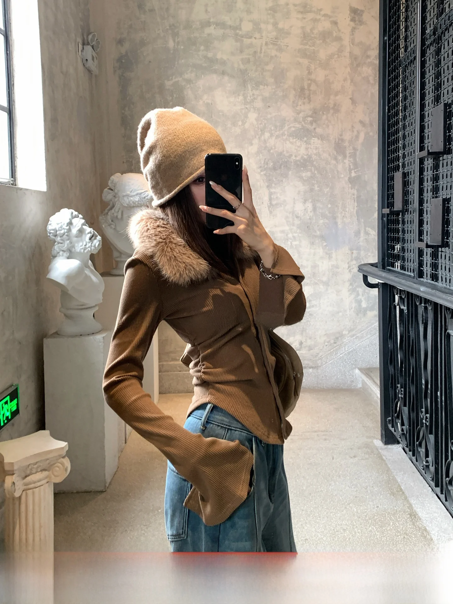 

Женский вязаный топ GV Big Brother VTG Manhattan с отстегивающимся воротником из искусственного меха, эластичный, облегающий, теплый, для осени и зимы, новинка...