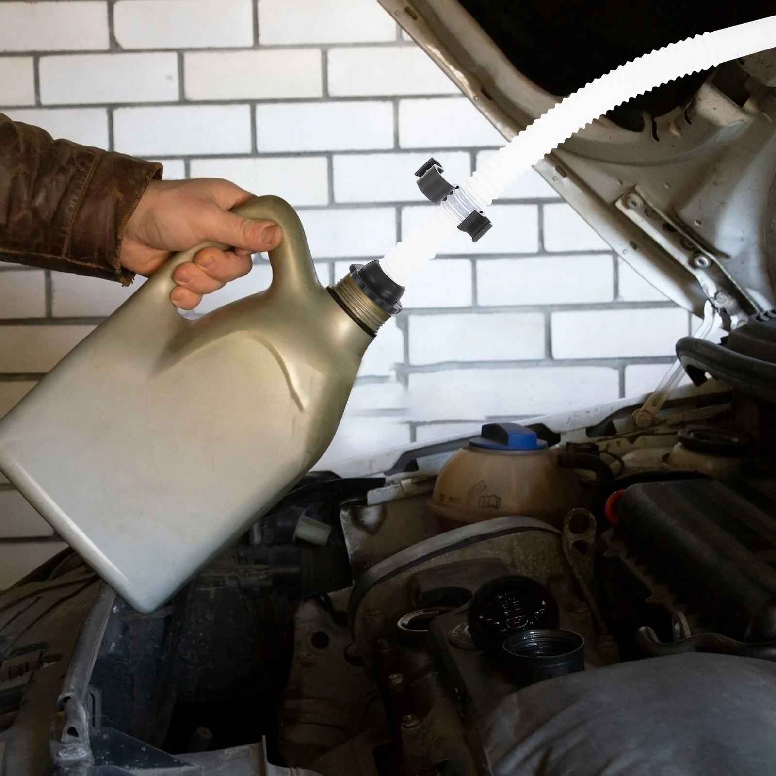 

2Pcs Fuel Can Nozzle Plastic Flexible Spout Long Degree Bendable for Oil Drum Refueling Fuel Can Spout