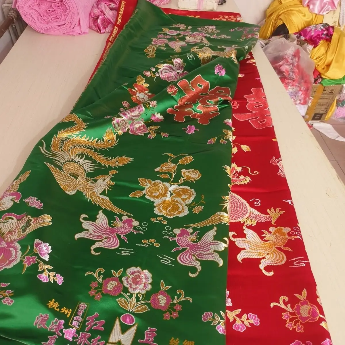 (ยอมรับเอง) Dragon Brid เย็บปักถักร้อย Silky Touch Handmake Soft Sleep Sleeping Bags ผ้าห่ม