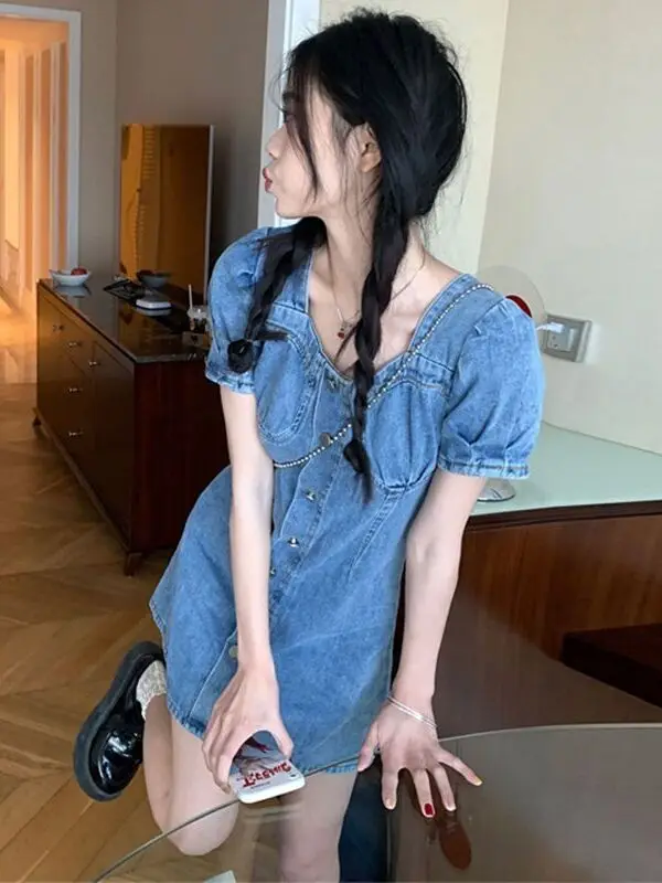 Vestido vaquero corto adelgazante para mujer, estilo nuevo de verano 2026, peto vaquero con cintura ajustada, talla grande, m...