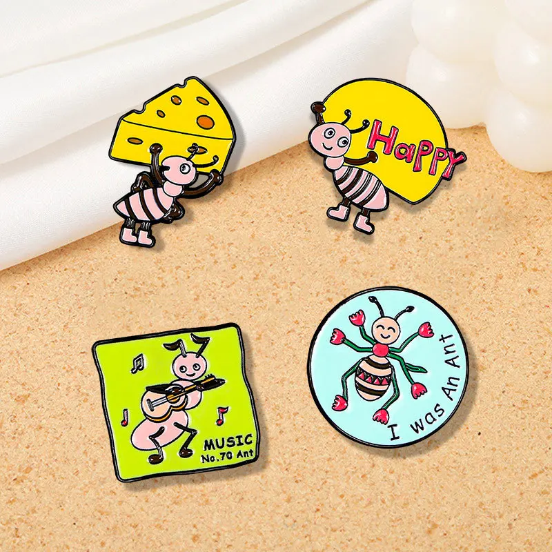 

Creative English Cartoon Ant Brooch Unisex Cute Dripping Oil Metal Badge Pin For Student Backpack DIY Hat Scarf T-shirt Jeans