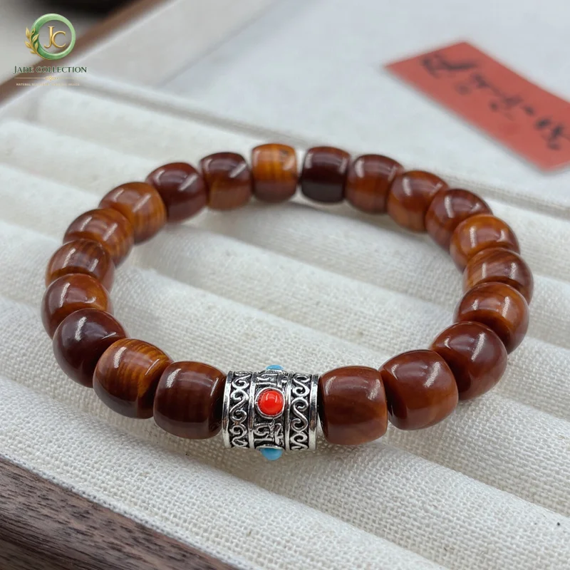 Taihang cypress wood with jade-like texture, aged red oil, high oil density, rich aroma, wooden Buddhist prayer beads bracelet