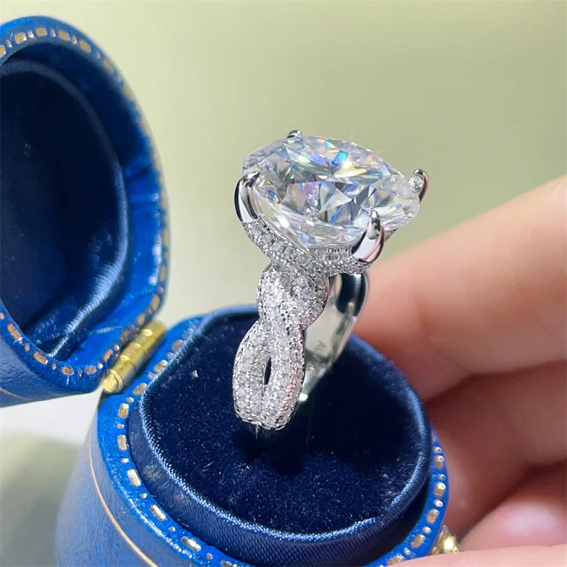 High-quality Moissanite PT950 Platinum 10 Carat Luxury Full Diamond Ring for Women, premium fine jewelry for collection