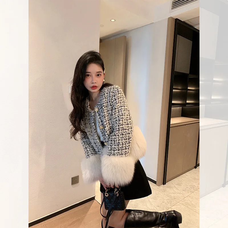 Autumn Winter Women\'s White Imitation Fox Fur Single Breasted Short Jacket New High-Quality Cotton/Non Cotton Wool Coats