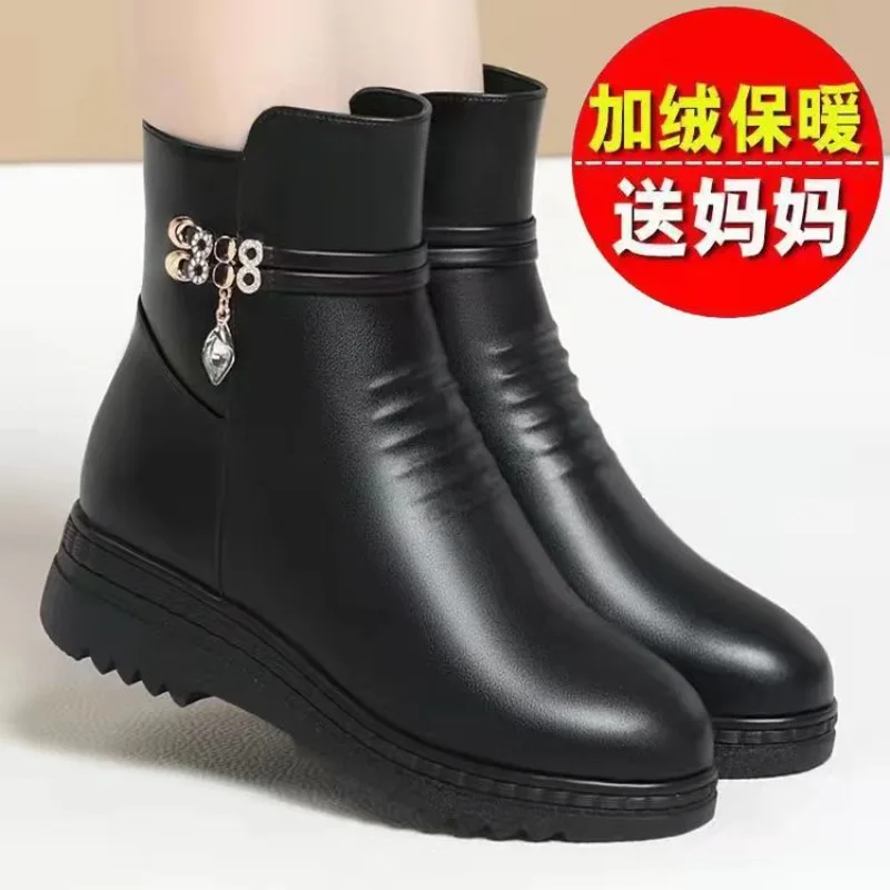 Leather Women Boots 2024 Winter Thick Wool Lined Genuine Leather Women Snow Boots Large Size Women Winter Shoes