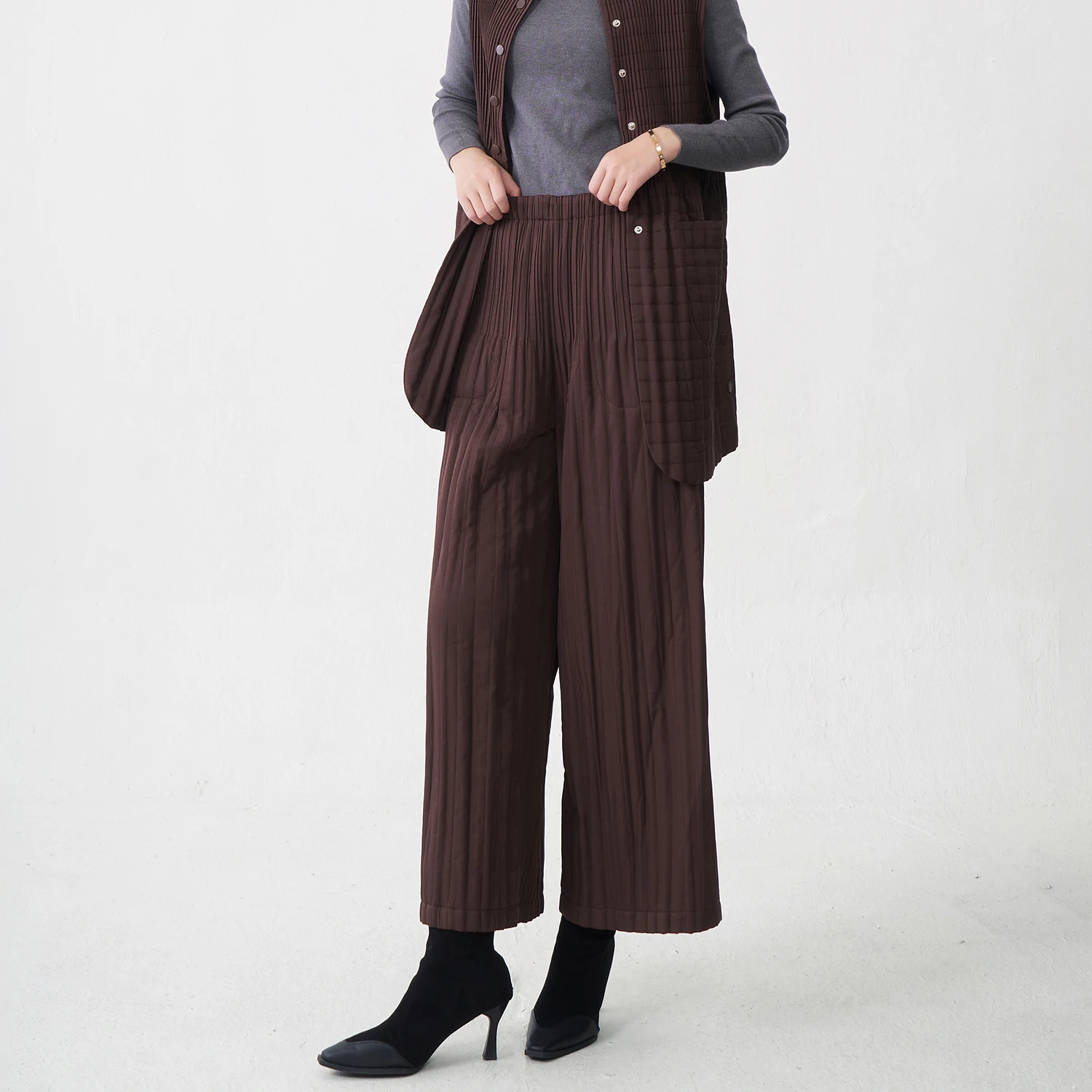 New Arrival 2025 Women's Fashion Pants Design Winter Cotton Pants High Quality Casual Wide Leg Pants