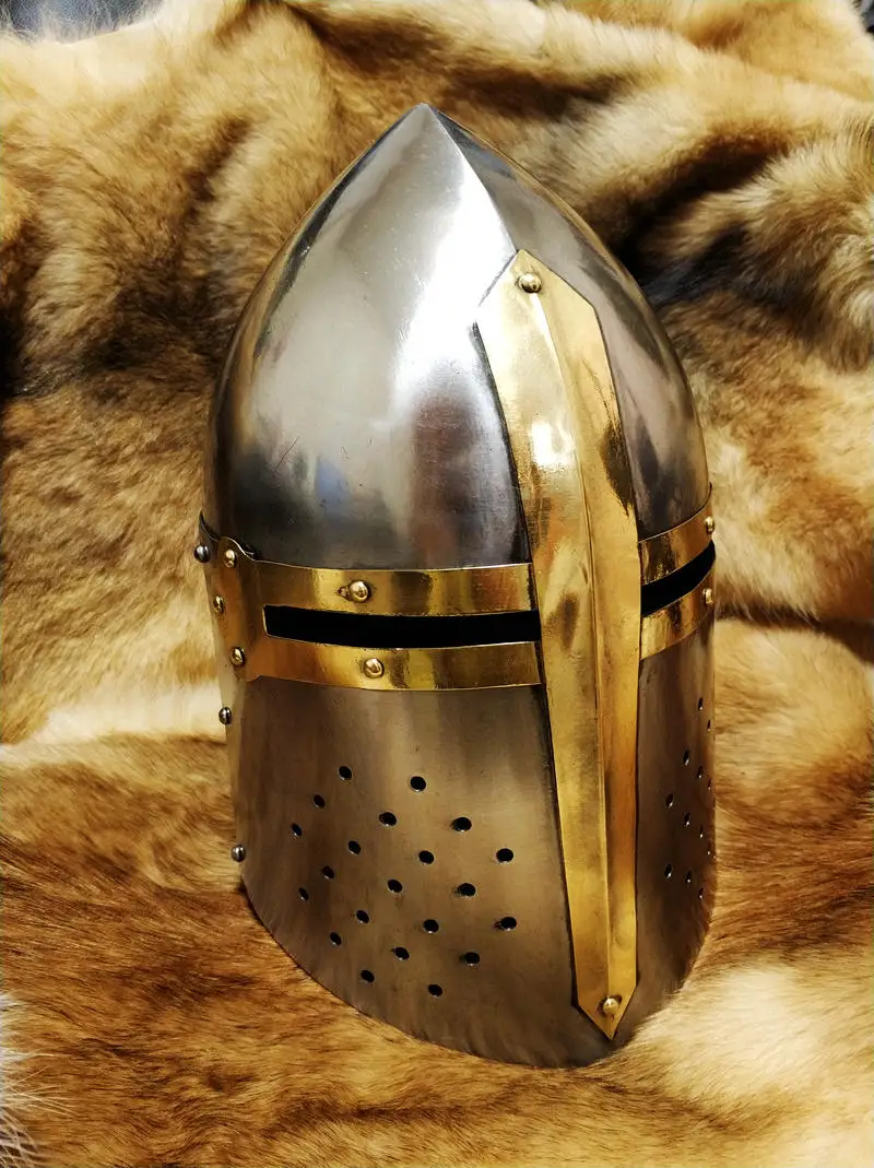 Medieval Armor Crusader Knight Pointed Barrel Helmet Yellow Rimmed Helmet Can Be Worn Plate Armour Free Mail