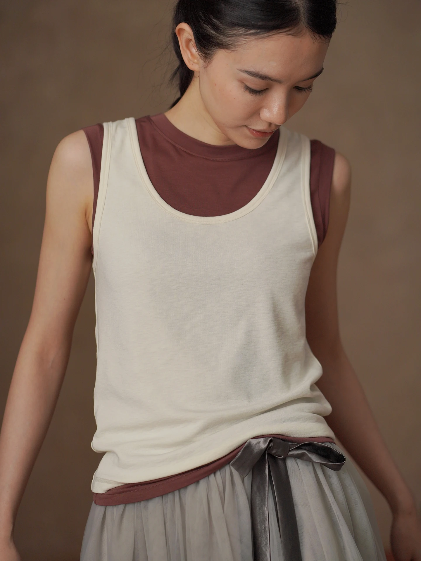 Hacikis Miss Playful Color Contrast Two-Piece Set Vest High Elasticity Skin-Friendly Thin Loose Layered Women's Top