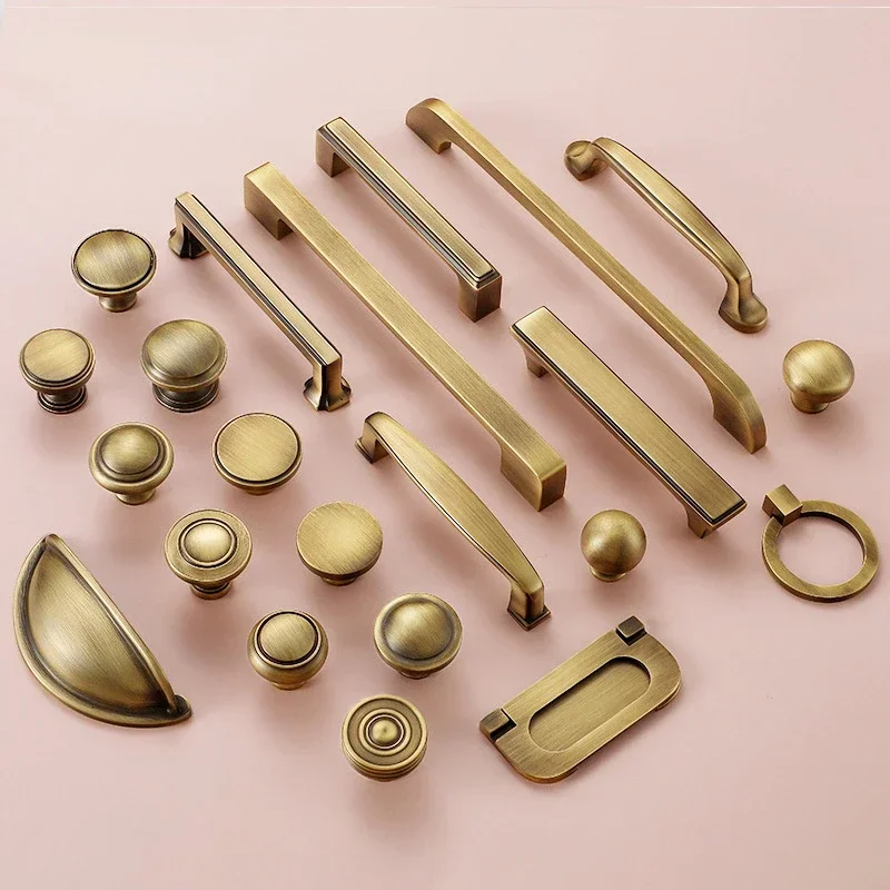 

Nordic Vintage Brass Furniture Handles Bronze Cabinet Knobs and Handles Kitchen Hardware Cabinet Pulls Home Accessories