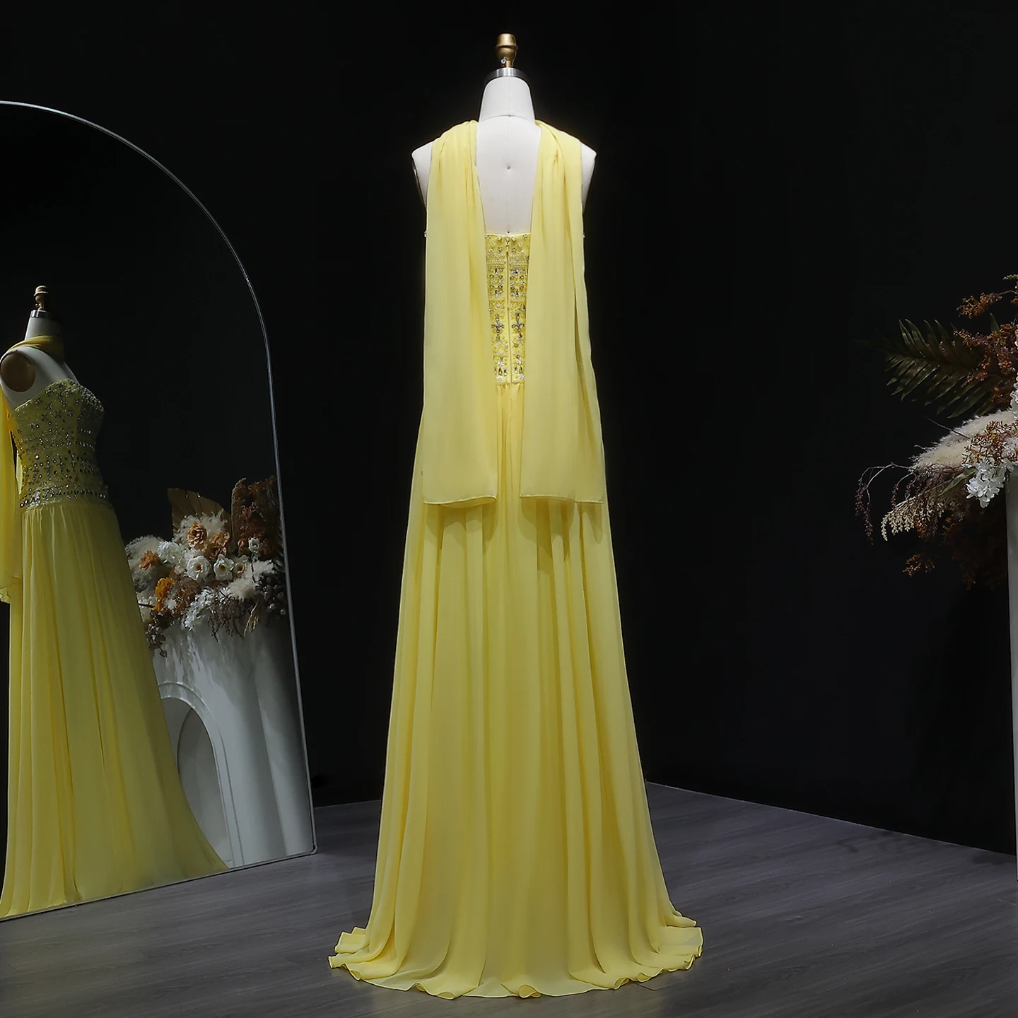 Sharon Said Funkelndes Fliederfarbenes Perlenbesetztes Plissiertes Chiffon-Abendkleid mit Fließendem Schal Dubai Saudi Hochzeitsfeier SS539 Maßanfertigung – Detail 32